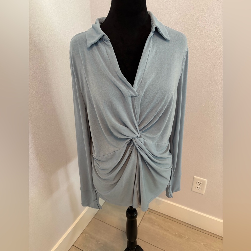 Adrianna Papell#911
Twist Front Long Sleeve Crepe Blouse